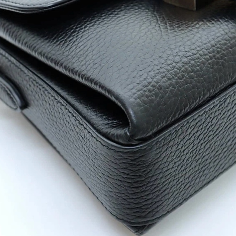 Gucci Black and Champagne/Gold shoulder/Crossbody chain Bag with Iconic Double G - Picture 6 of 11